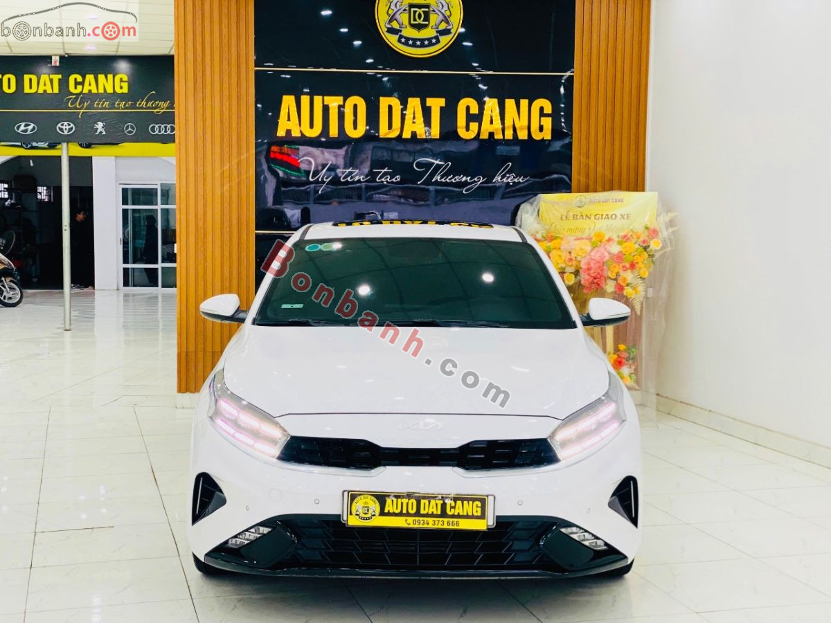 Kia K3 Premium 1.6 AT 2022