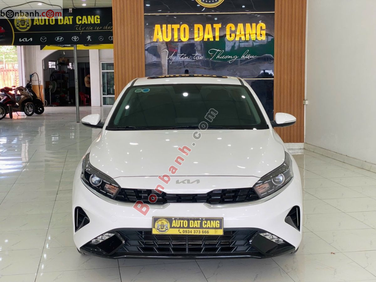 Kia K3 Luxury 1.6 AT 2022
