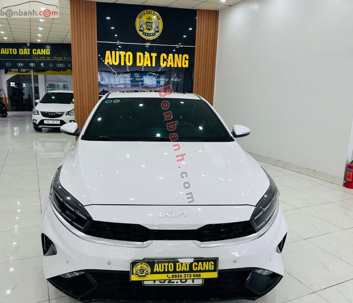 Kia K3 Premium 1.6 AT 2023