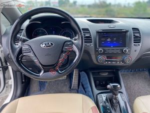 Xe Kia Cerato 1.6 AT 2018