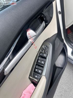 Xe Kia Seltos Premium 1.4 AT 2020