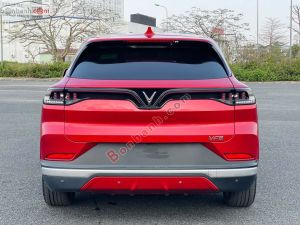 Xe VinFast VF8 S 2024