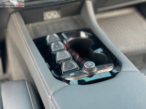 Xe VinFast VF8 S 2024