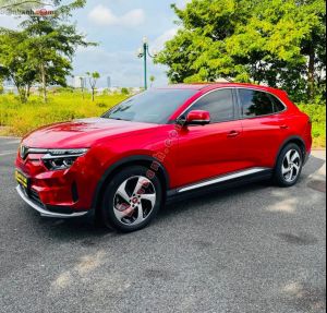 Xe VinFast VF8 S 2024