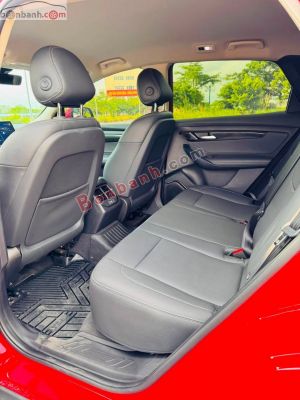 Xe VinFast VF8 S 2024